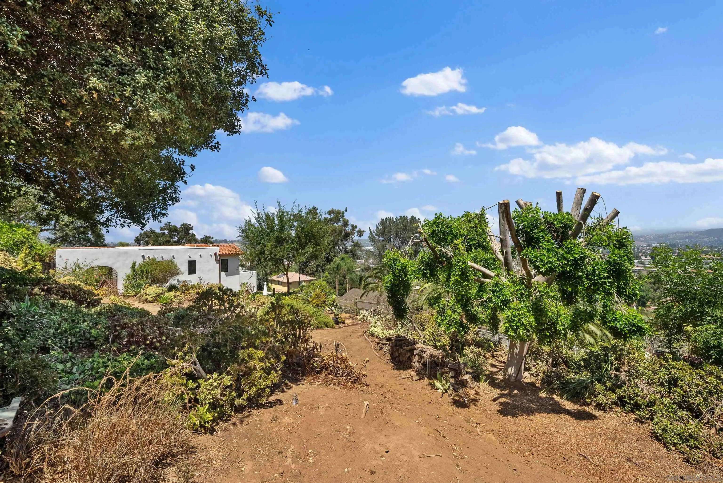 1262 Horizon Ridge El Cajon, CA 92020 - Photo 66 of 68 a view of a garden