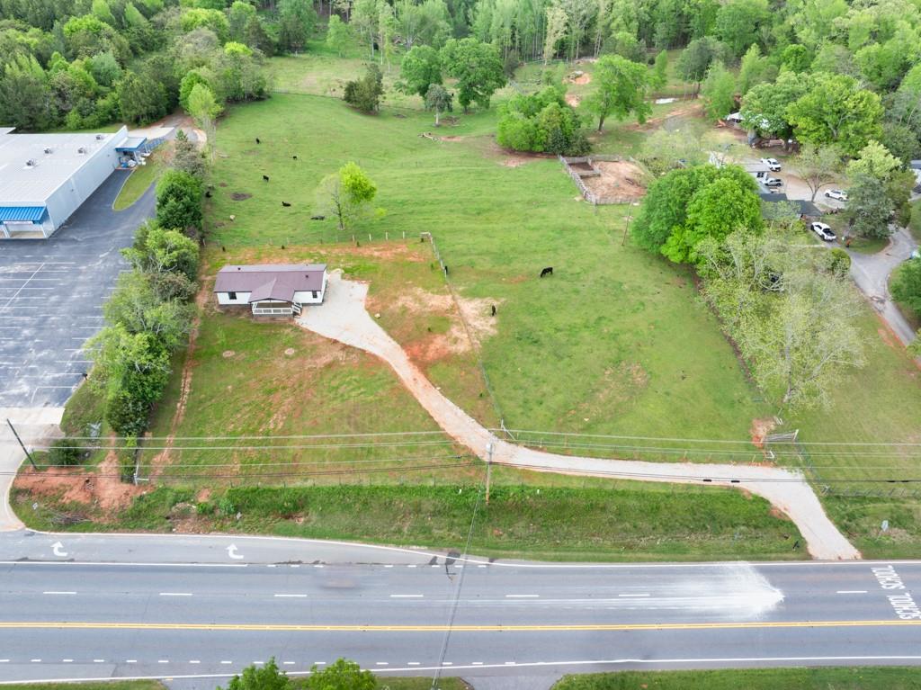 710 Athens Road Lexington, GA 30648 - Photo 2 of 17 a view of a yard