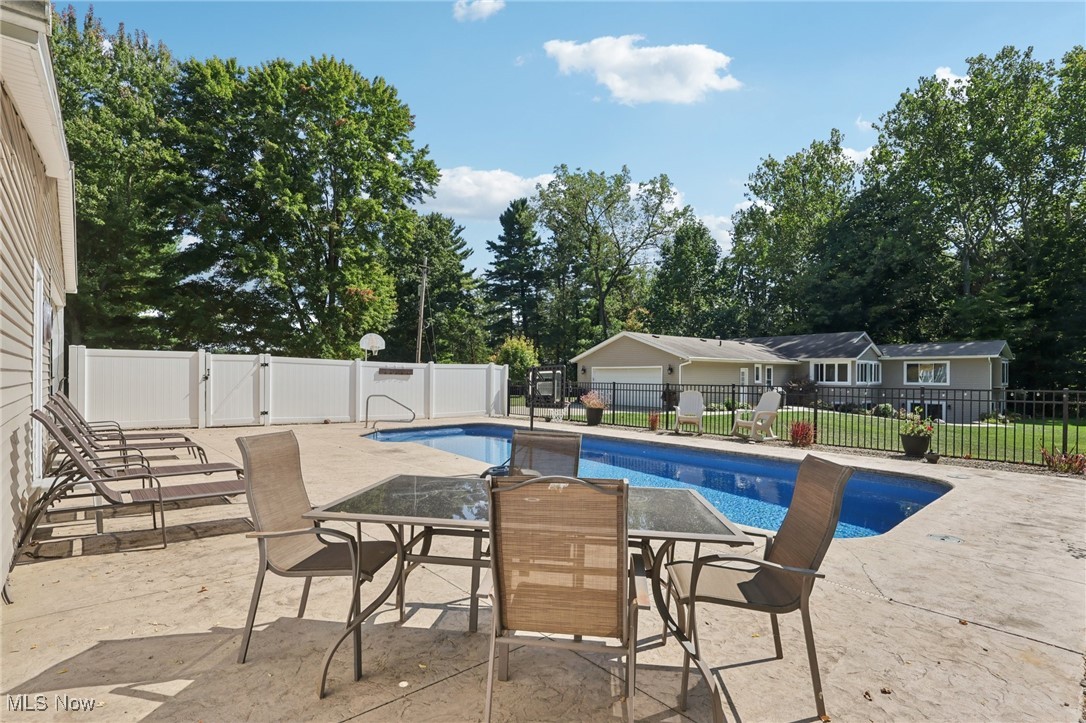 15490 Chamberlain Road Grafton, OH 44044 - Photo 22 of 28 Gallery Image 22