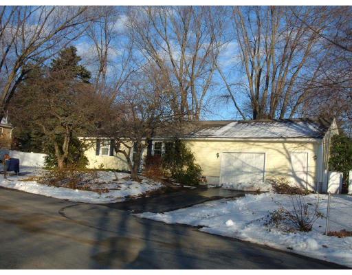 45 Elizabeth Road Billerica, MA 01821 - Photo 3 of 7