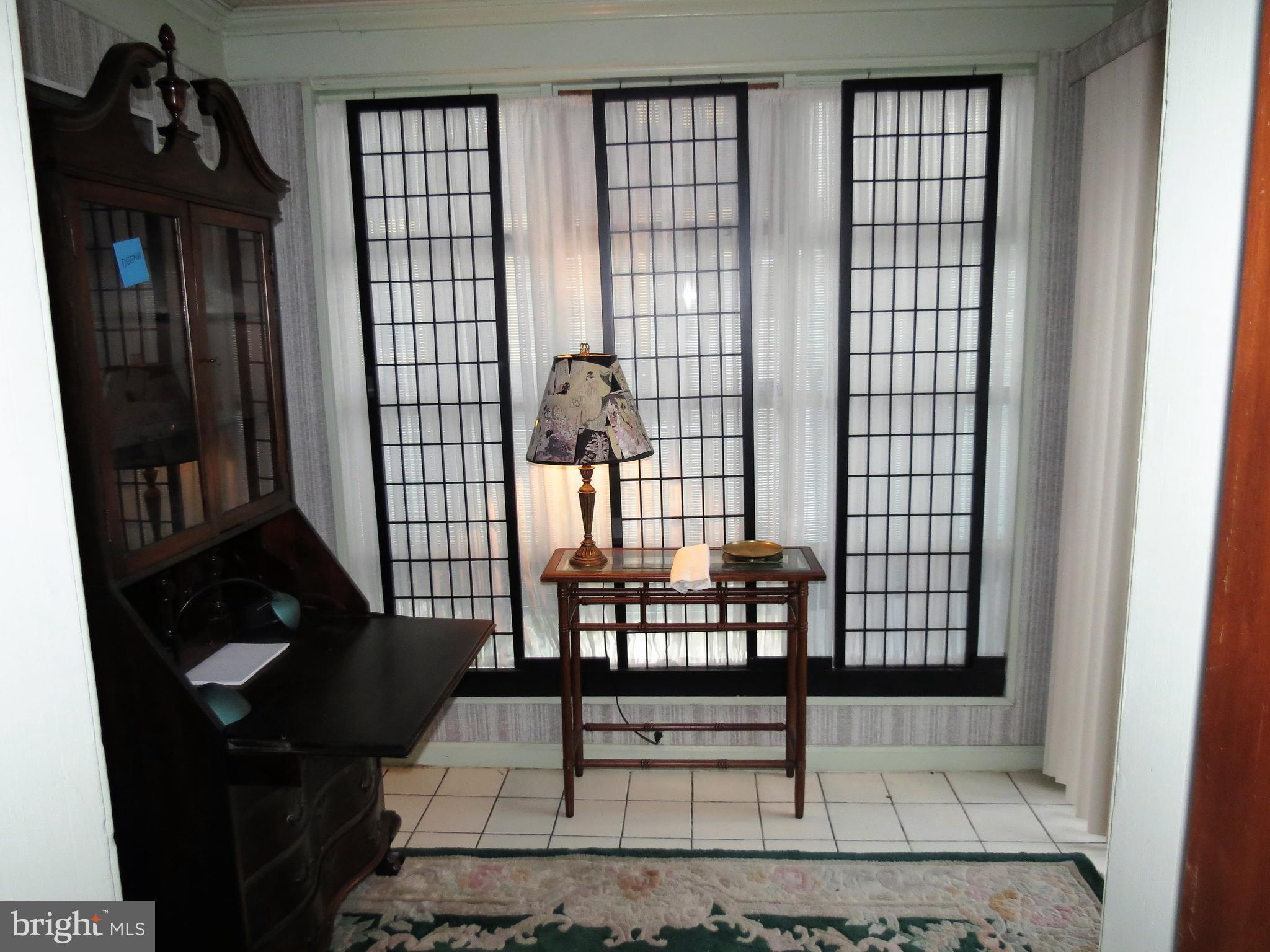 3011 Kearsarge Road Camden, NJ 08104 - Photo 4 of 21 Sunroom