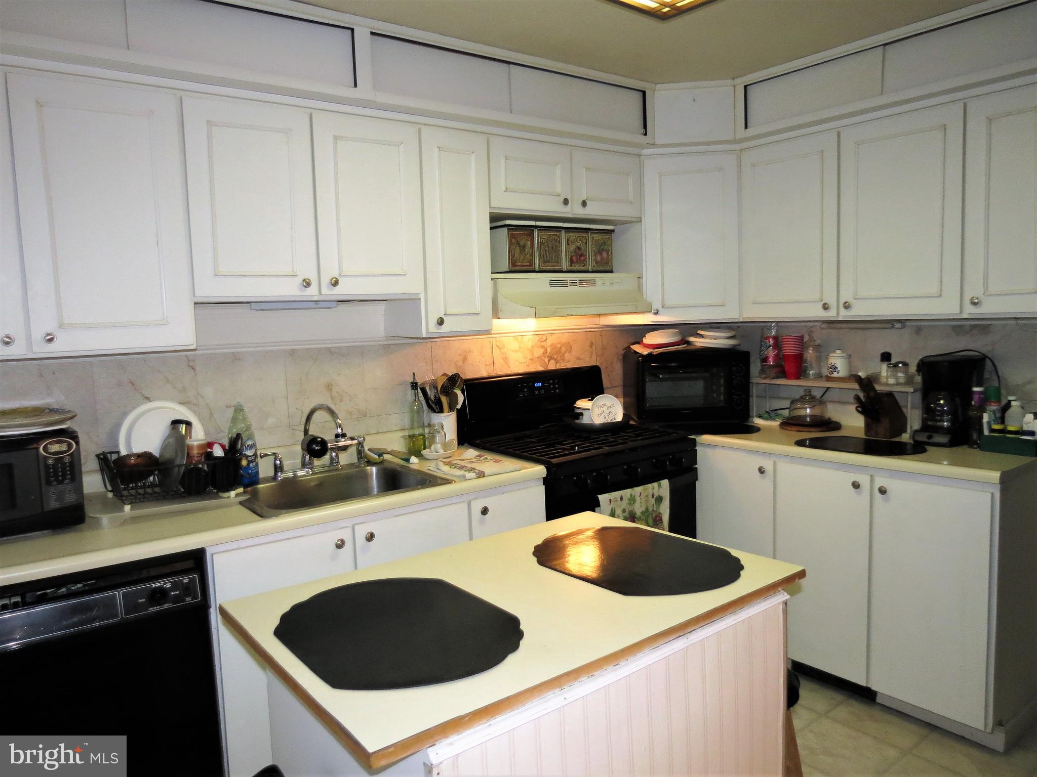 3011 Kearsarge Road Camden, NJ 08104 - Photo 8 of 21