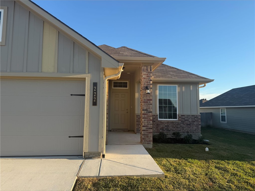 222 Cross Lane Caldwell, TX 77836 - Photo 2 of 13 a view of a house with backyard