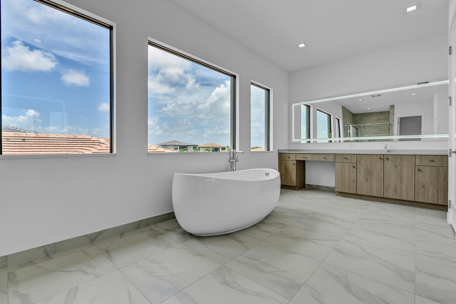 9523 Riverside Pk Drive Boca Raton, FL 33434 - Photo 24 of 47 MasterBathroom3