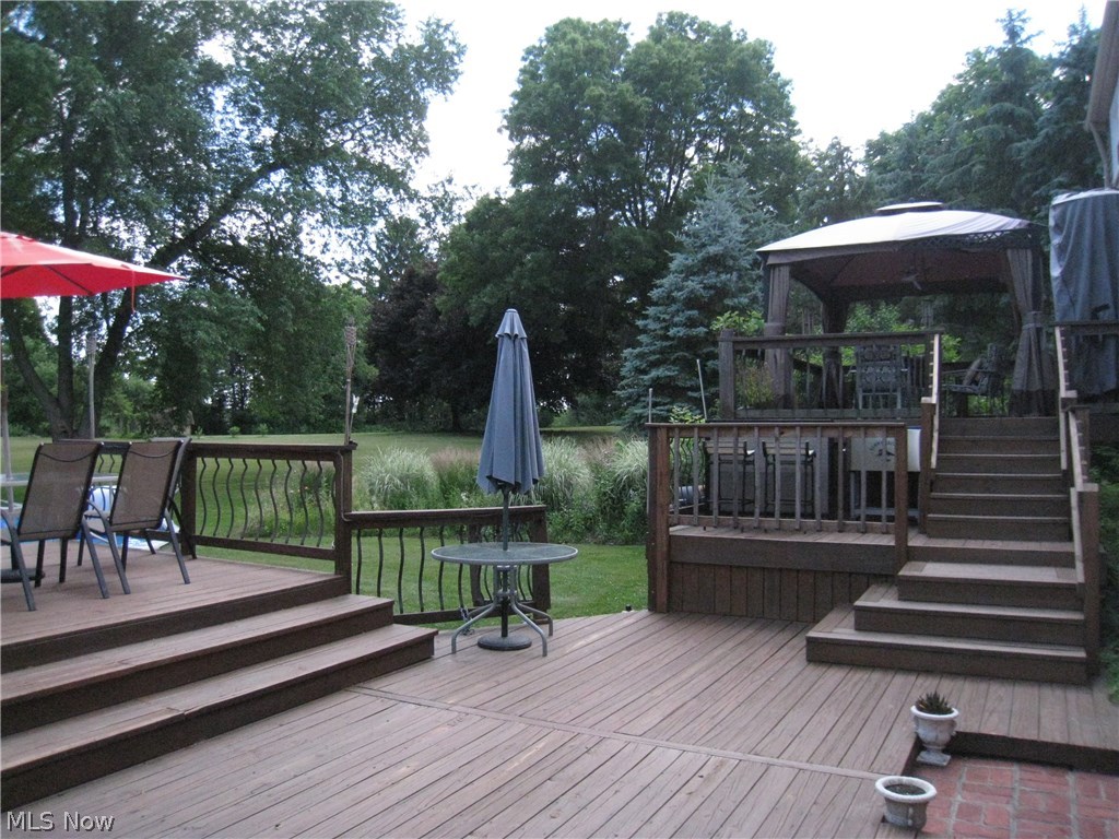 34890 Solon Road Solon, OH 44139 - Photo 25 of 29 This view shows the levels of the deck