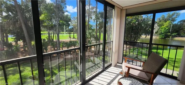 $2,000 | 228 Fox Glen Drive, Unit 3204, Naples, FL 34104