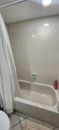 $2,000 | 228 Fox Glen Drive, Unit 3204, Naples, FL 34104