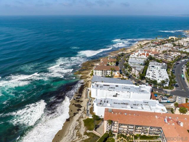 a view of an ocean view