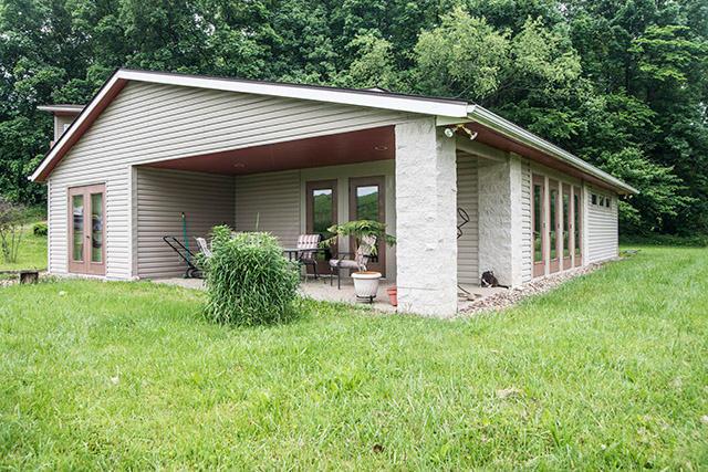 19785 Nunda Road Howard, OH 43028 - Photo 9 of 35 Gallery Image 9