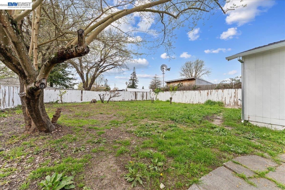 2315 West Avenue Santa Rosa, CA 95407 - Photo 28 of 31