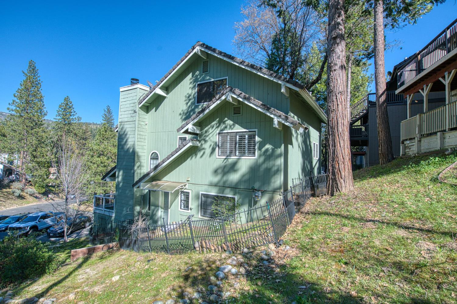 40624 Saddleback Road Bass Lake, CA 93604 - Photo 41 of 53 Gallery Image 41
