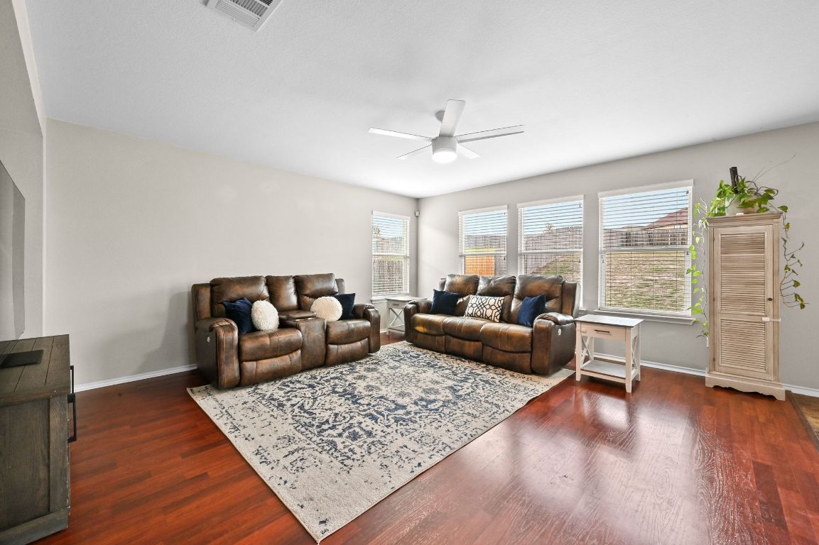 181 Cushman Drive Kyle, TX 78640 - Photo 5 of 38