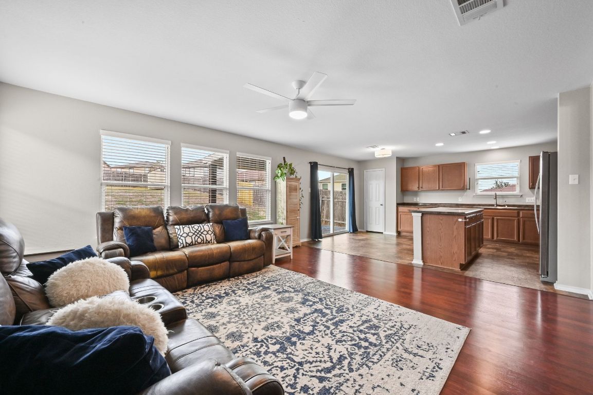 181 Cushman Drive Kyle, TX 78640 - Photo 6 of 38