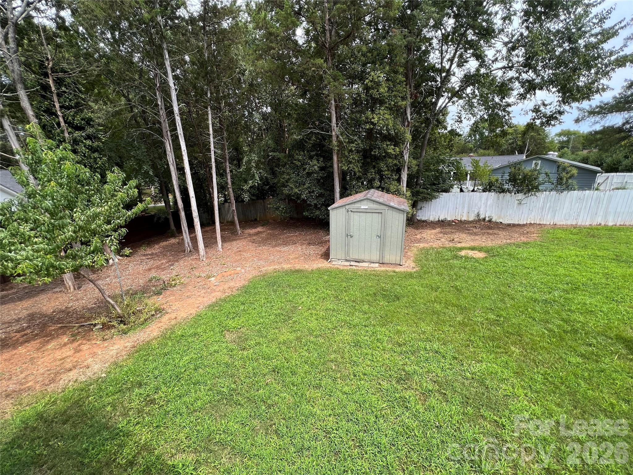 5312 Rea Road Charlotte, NC 28226 - Photo 32 of 34 a garden view