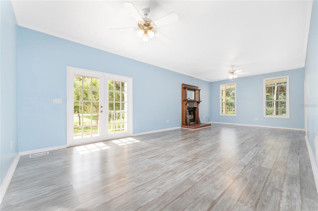 5 Captains Cove Road Inglis, FL 34449 - Photo 11 of 70