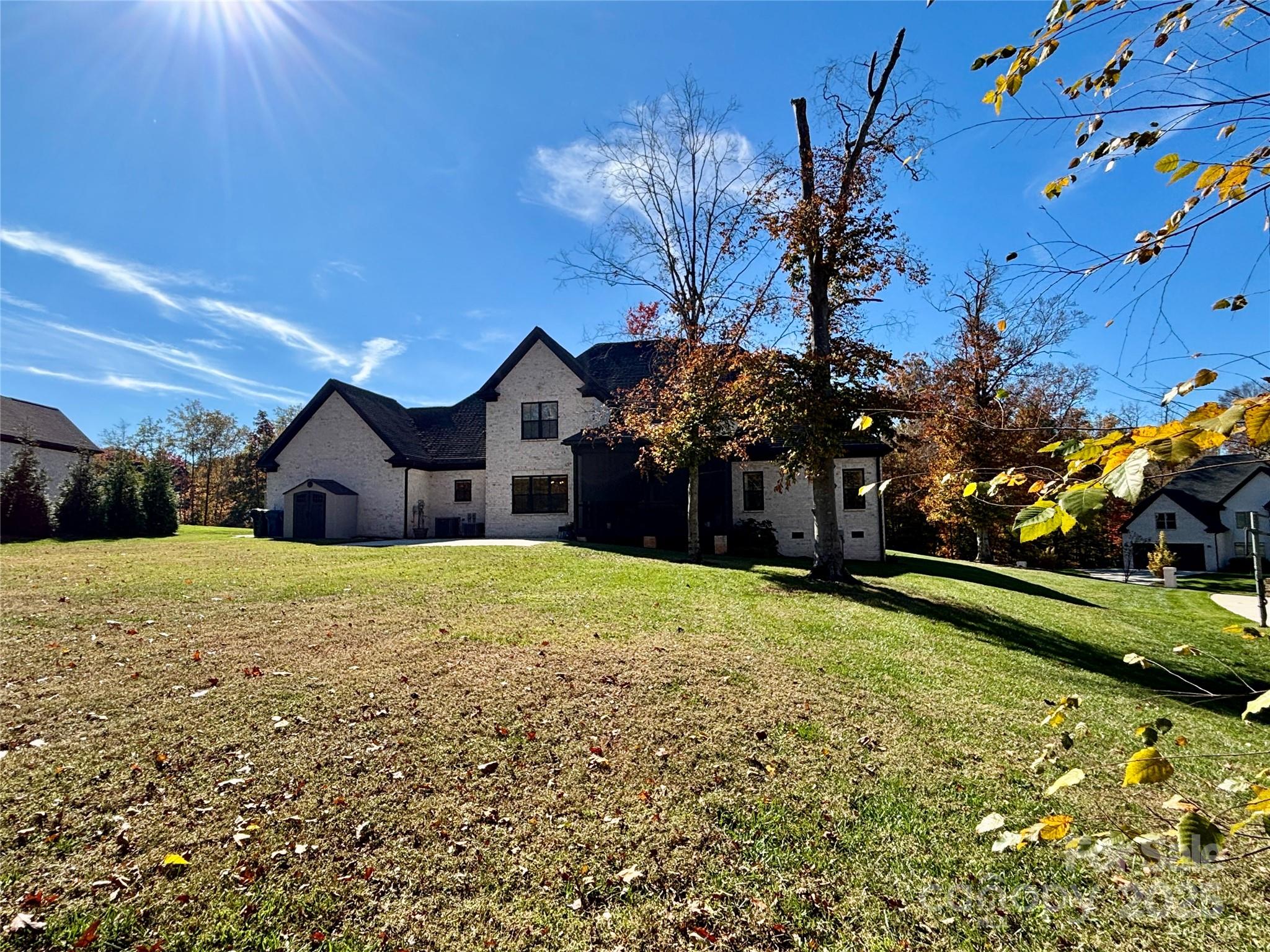 108 41st Avenue Northwest Hickory, NC 28601 - Photo 3 of 48 a front view of a house with a yard