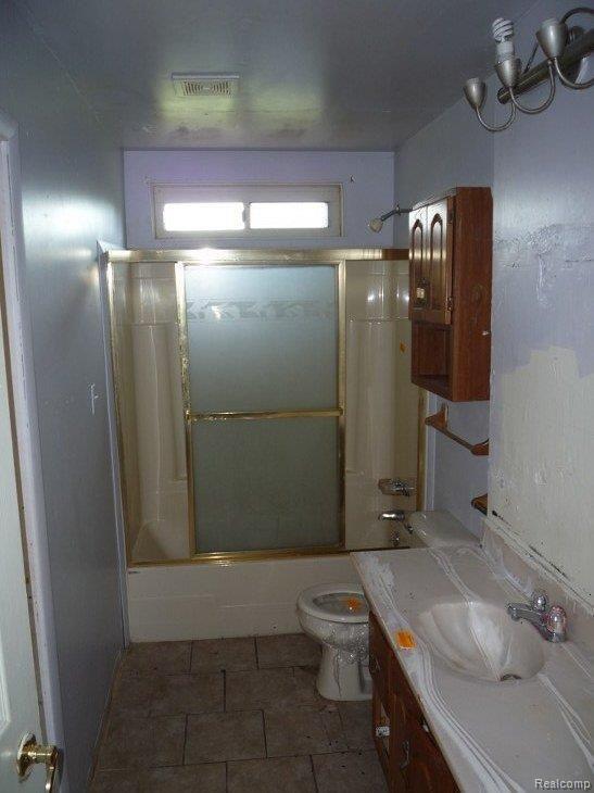 4033 Ash Street Inkster, MI 48141 - Photo 7 of 11 BEDROOM 2