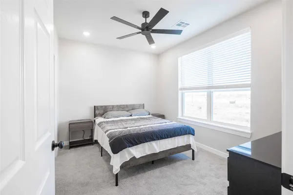 $1,550 | 2101 Reinke Road, Unit 6105, Waller, TX 77484