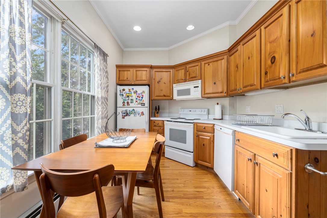 165 Waterman Street, Unit 2 Providence, RI 02906 - Photo 8 of 38