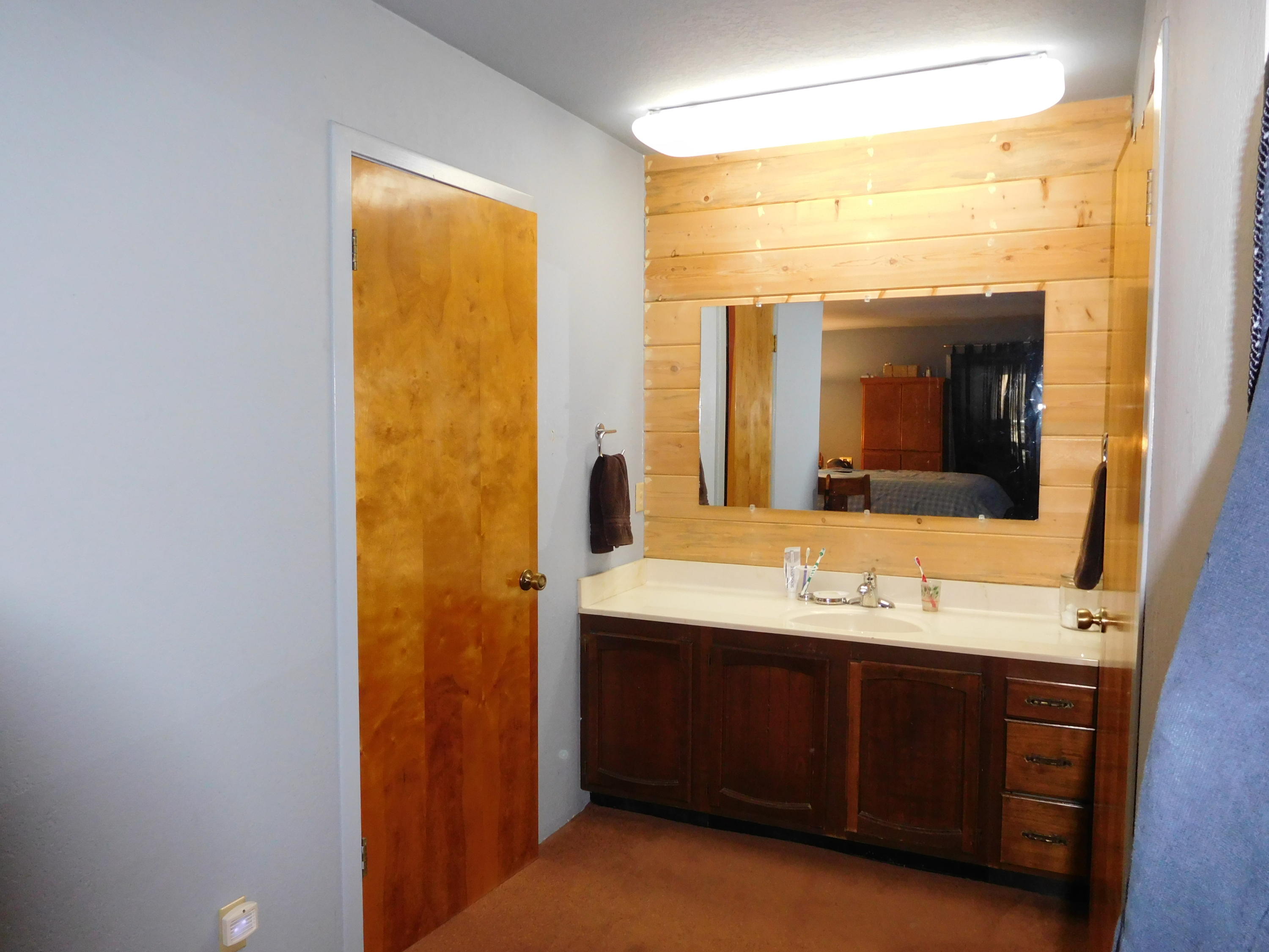 8474 Lake McCumber Road Shingletown, CA 96088 - Photo 19 of 36 Master Bathroom Vanity