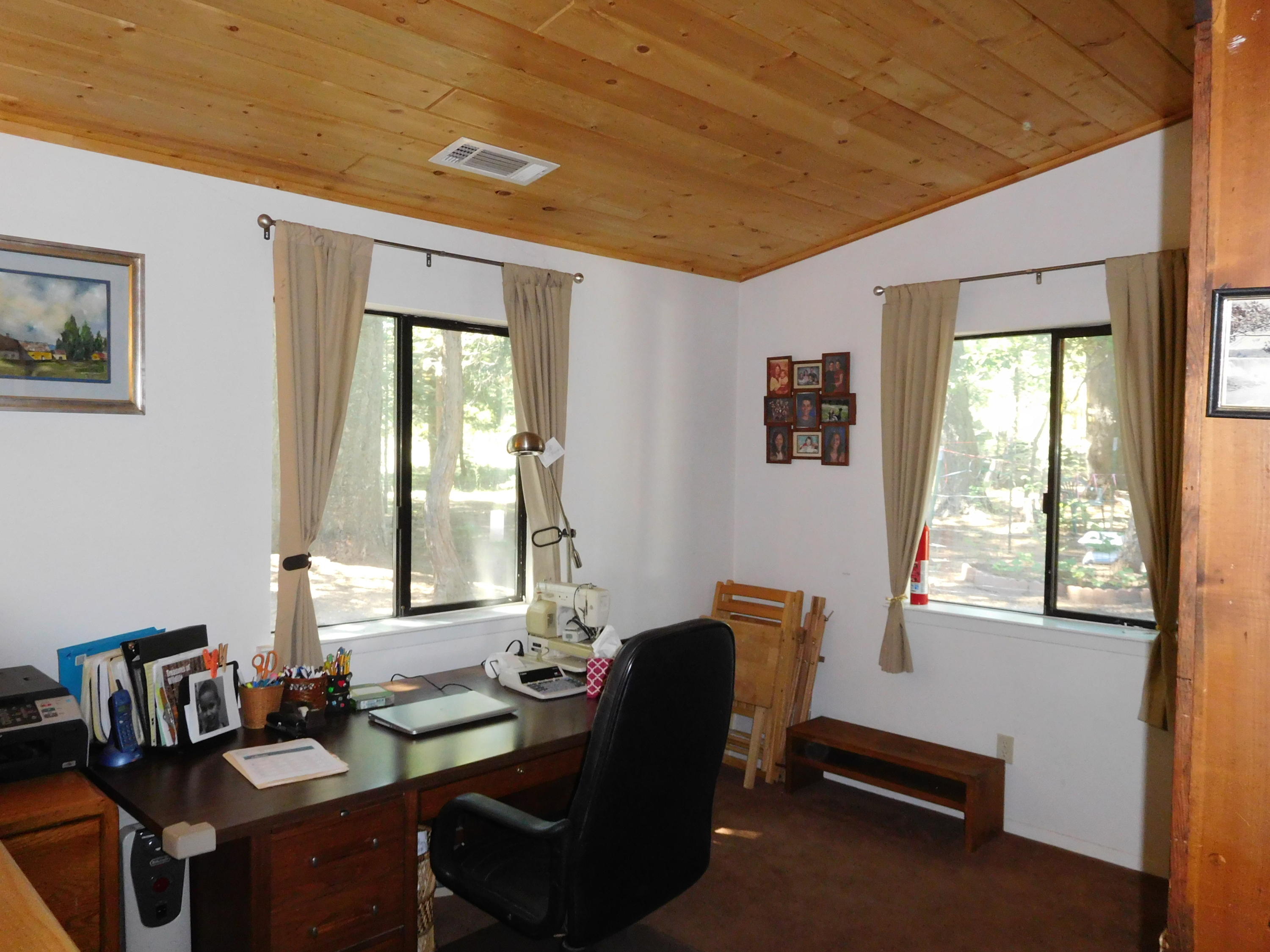 8474 Lake McCumber Road Shingletown, CA 96088 - Photo 5 of 36 Den