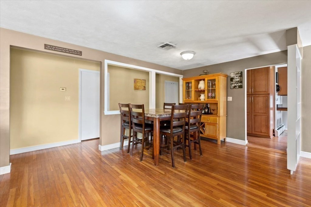 177 High Plain Road Andover, MA 01810 - Photo 8 of 24 Gallery Image 8