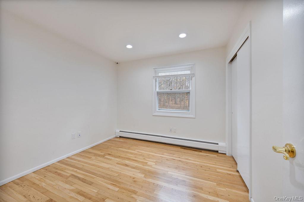 9 New Ackertown Road Monsey, NY 10952 - Photo 20 of 37 an empty room with a window