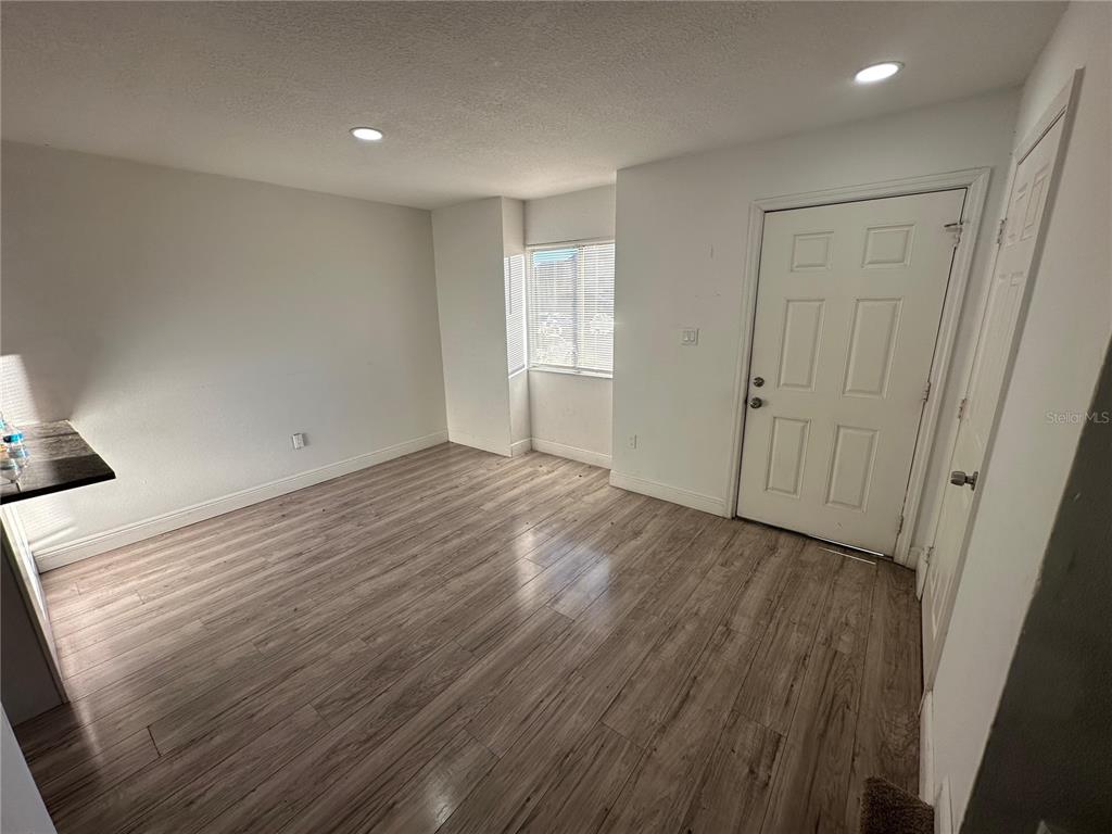 5064 Downing Street, Unit 4 Orlando, FL 32839 - Photo 10 of 20