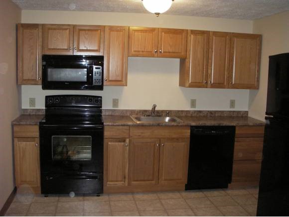 545 Calef Road, Unit 14 Manchester, NH 03103 - Photo 1 of 1