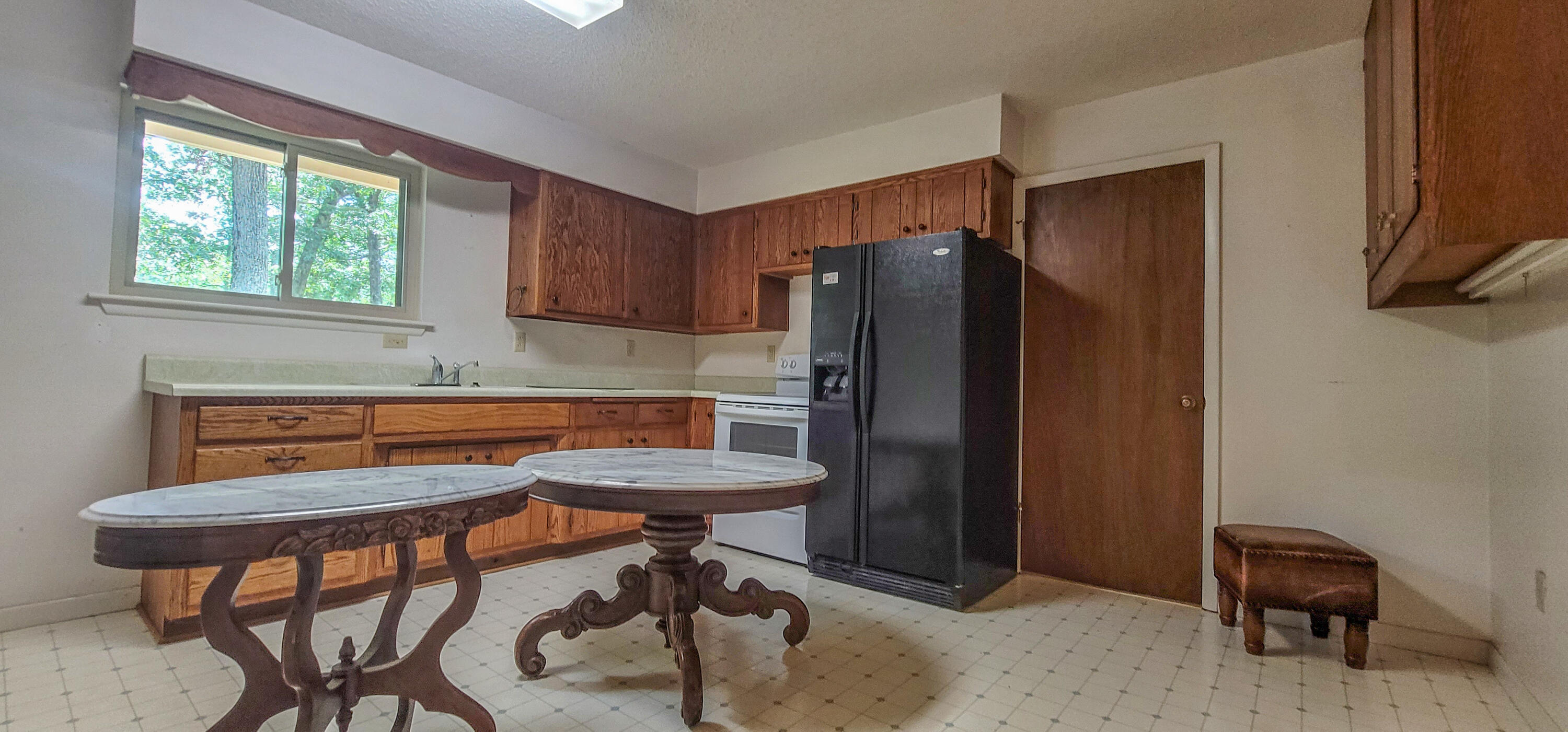 4225 McDonald Road Apison, TN 37302 - Photo 34 of 36 4225 McDonald Rd Kitchenett-132020