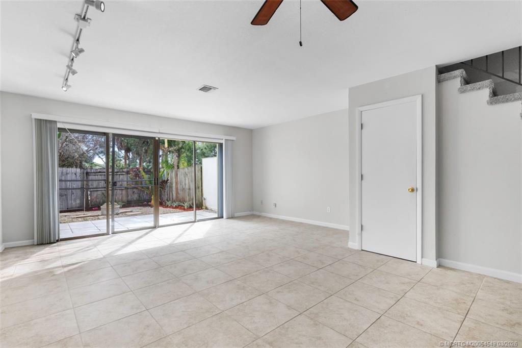 973 Northwest Spruce Ridge Drive, Unit 3 Stuart, FL 34994 - Photo 10 of 32