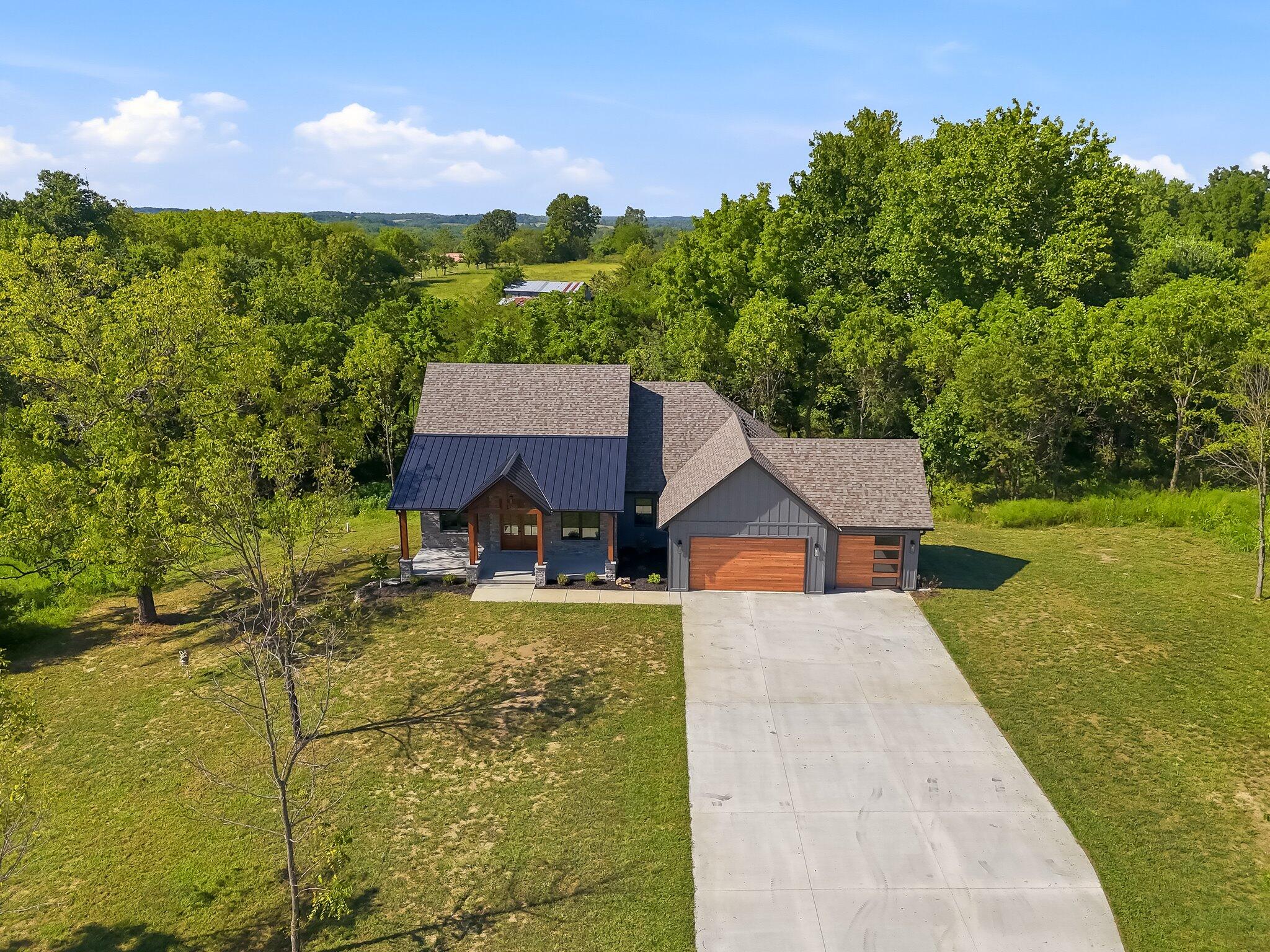303 Crystal Valley Road Clever, MO 65631 - Photo 46 of 50 52-Aerials_002
