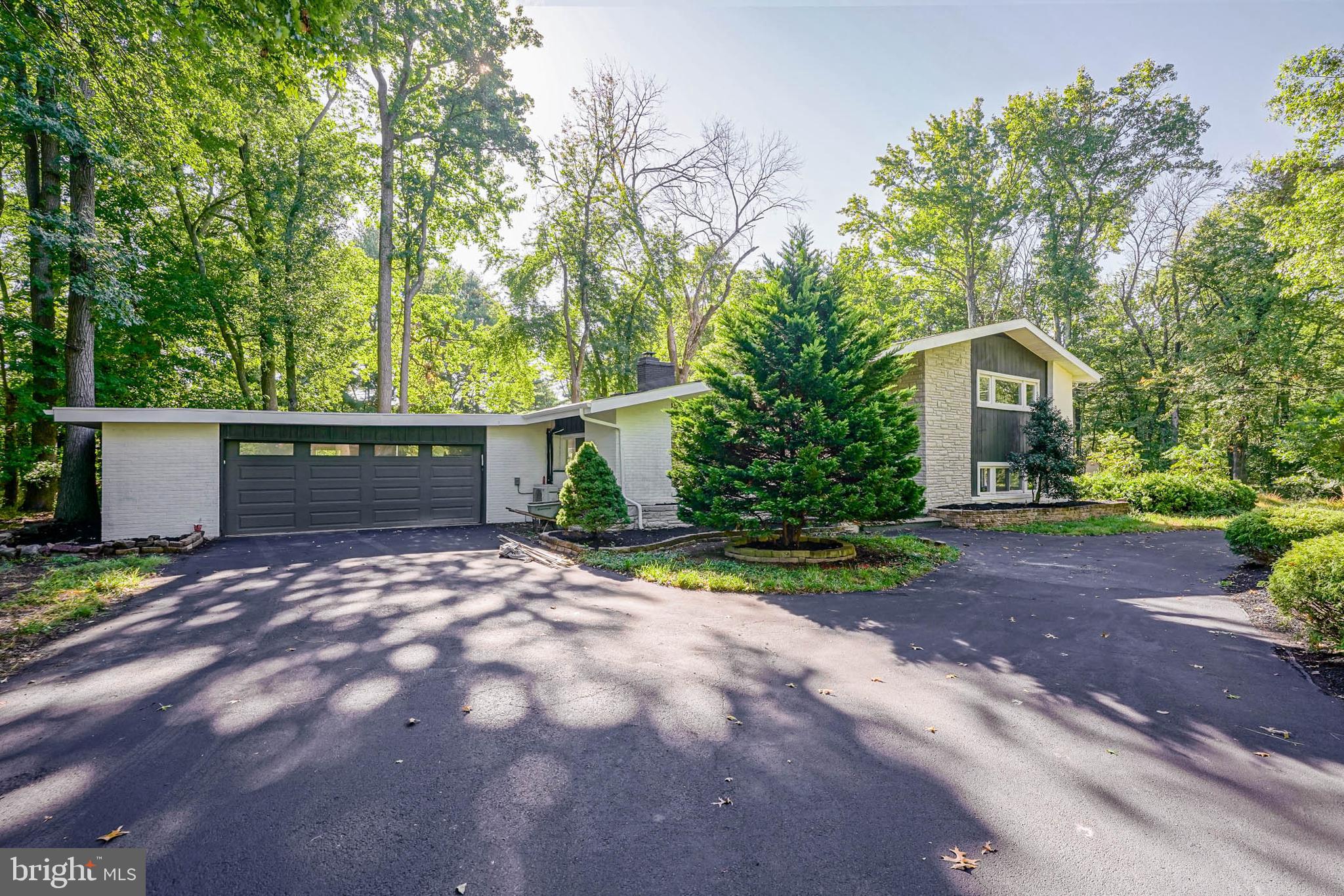 70 Cooper Tomlinson Road Medford, NJ 08055 - Photo 1 of 67 Exterior Front