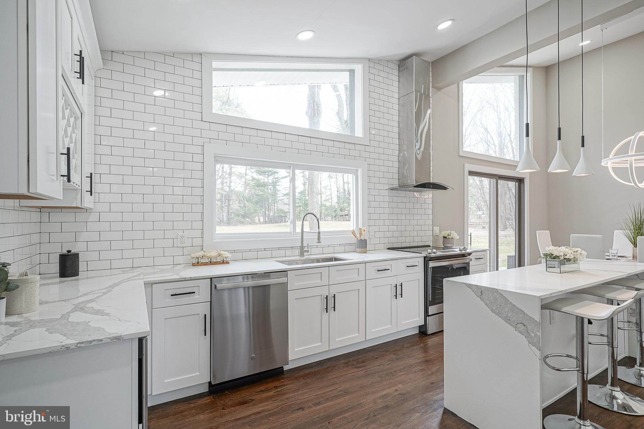 70 Cooper Tomlinson Road Medford, NJ 08055 - Photo 19 of 67 Gourmet Kitchen