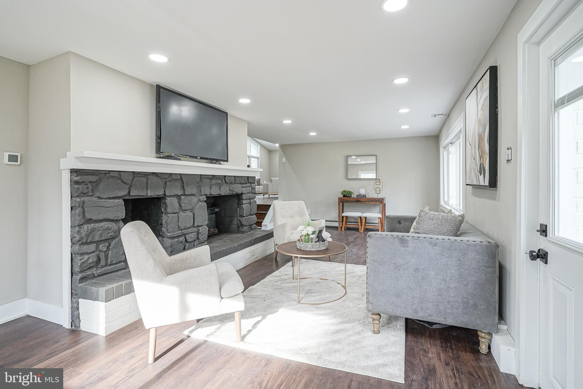 70 Cooper Tomlinson Road Medford, NJ 08055 - Photo 22 of 67 Family Room