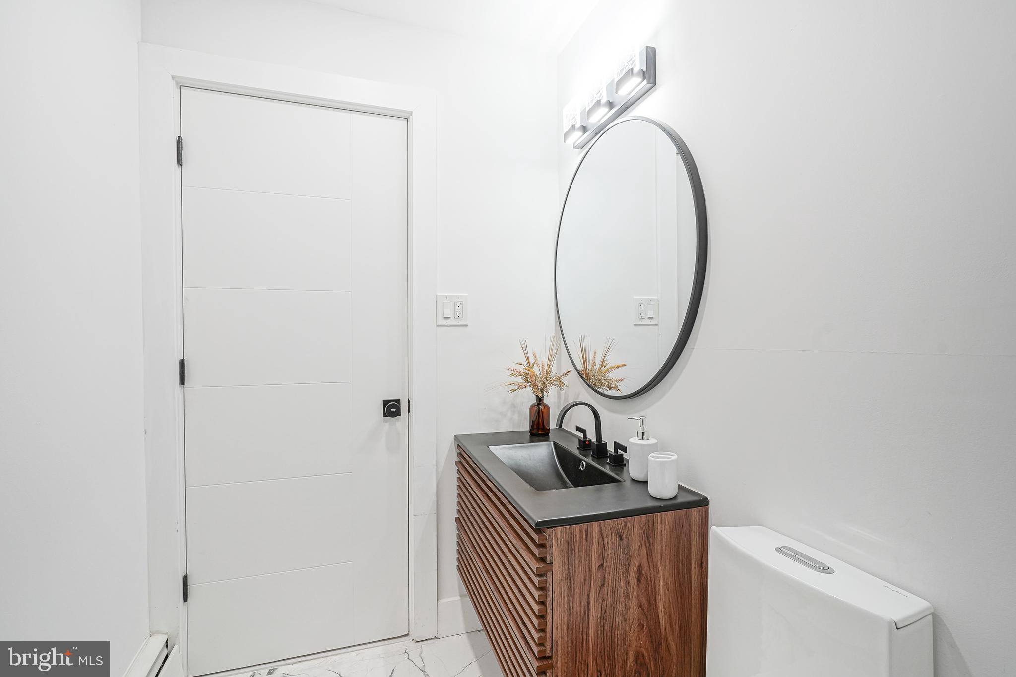 70 Cooper Tomlinson Road Medford, NJ 08055 - Photo 37 of 67 Scond Floor Hall Bath