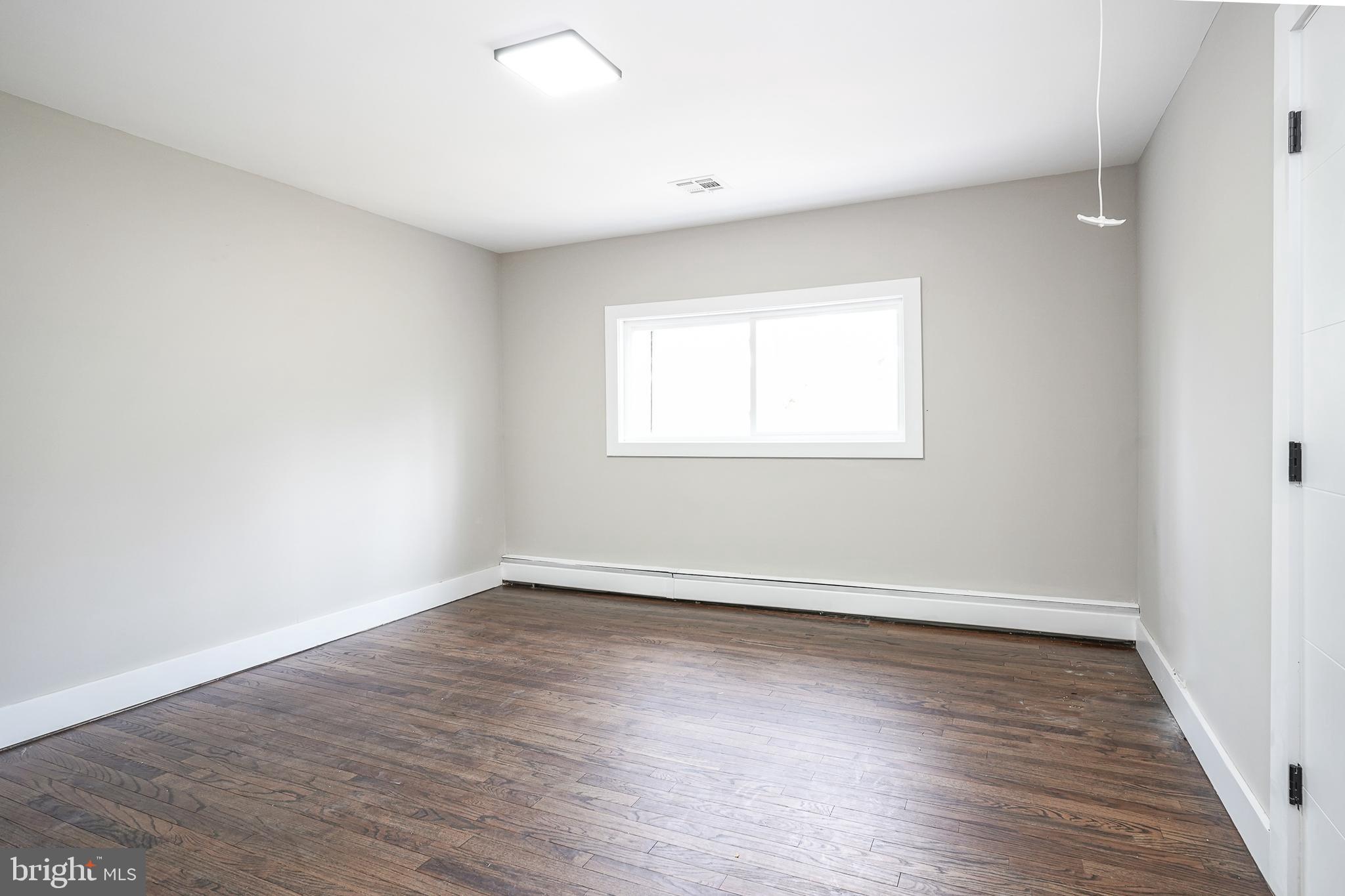 70 Cooper Tomlinson Road Medford, NJ 08055 - Photo 39 of 67 Third Bedroom