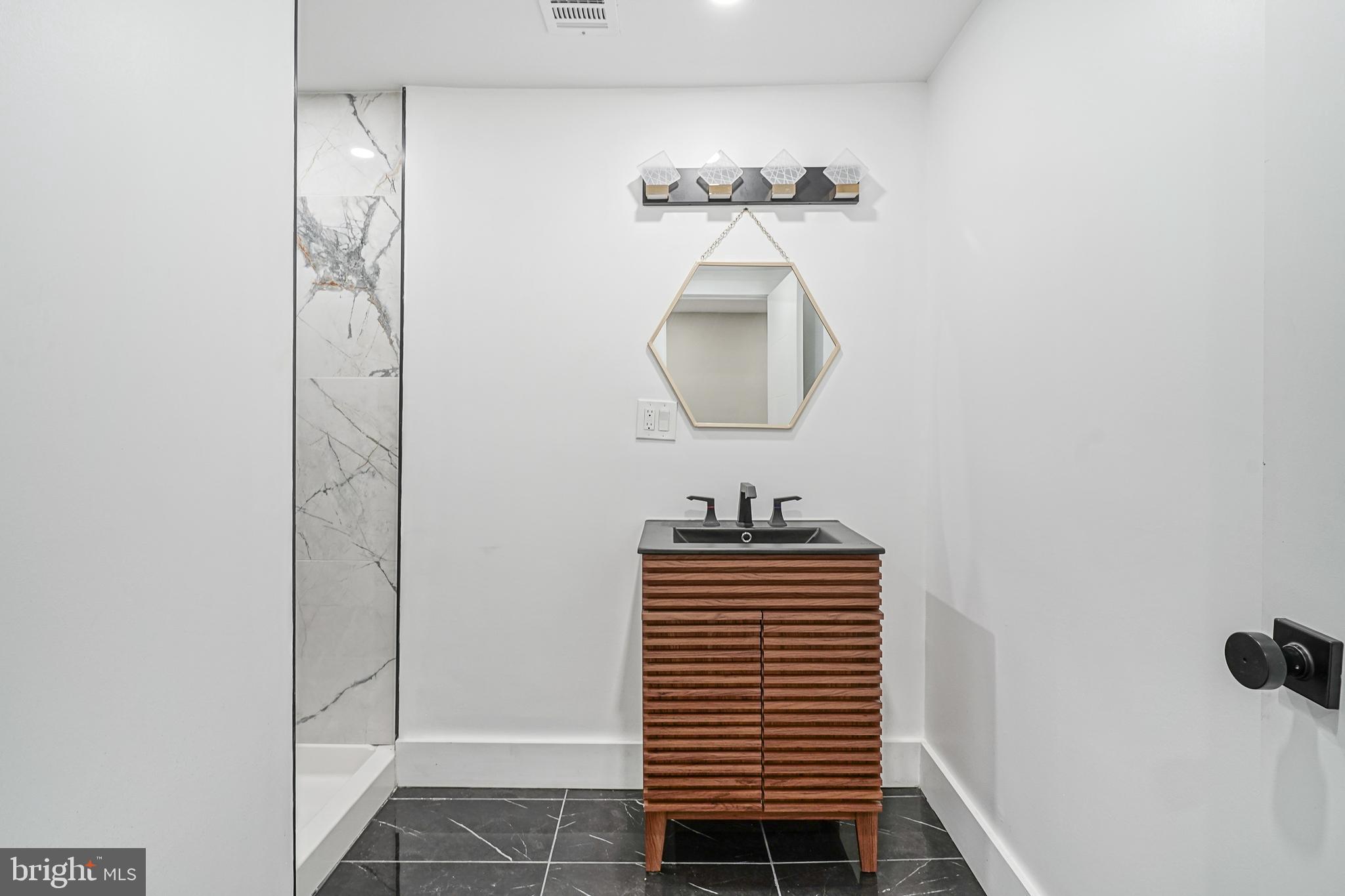 70 Cooper Tomlinson Road Medford, NJ 08055 - Photo 45 of 67 Full Bathroom Lower Level
