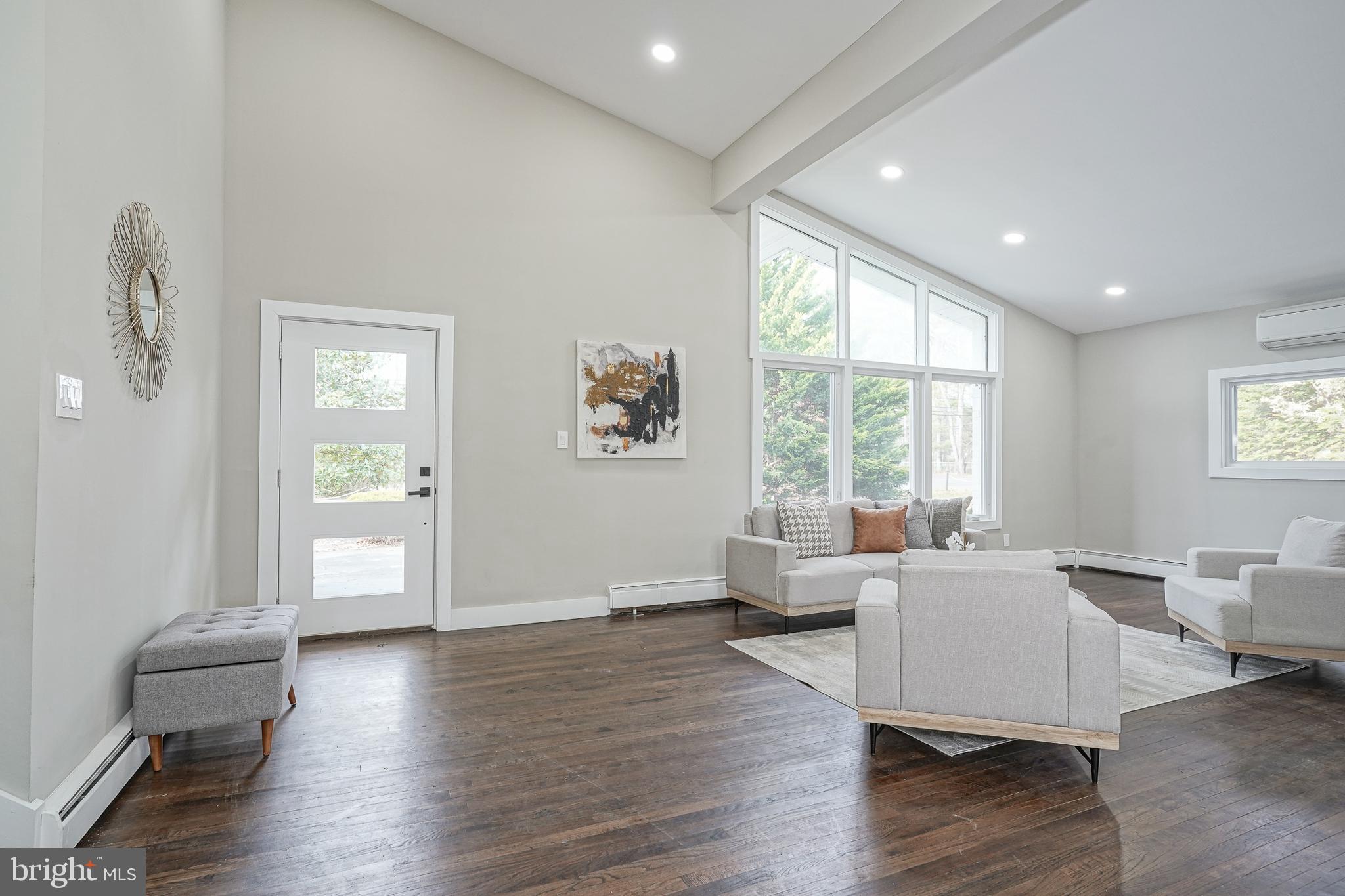 70 Cooper Tomlinson Road Medford, NJ 08055 - Photo 7 of 67 Living Room