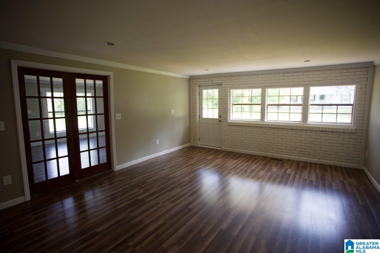 8403 Thomas Avenue Leeds, AL 35094 - Photo 6 of 34
