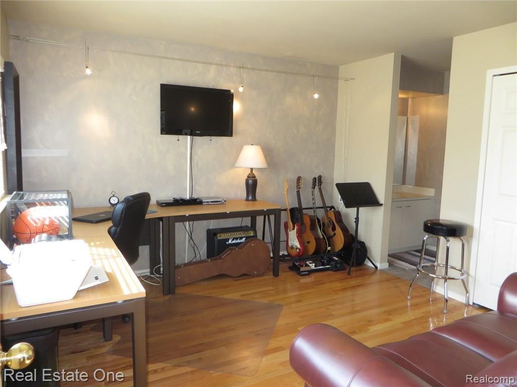 681 Highgate Mews, Unit 151 Rochester Hills, MI 48307 - Photo 29 of 35