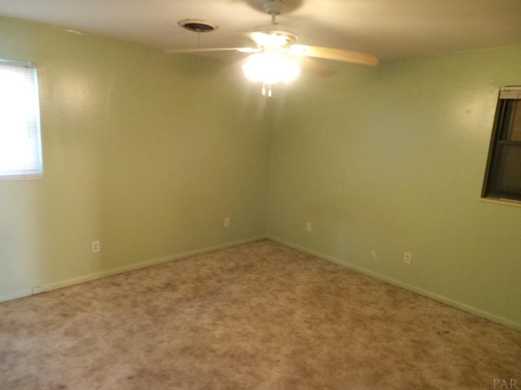 4750 Van Horn Road Milton, FL 32583 - Photo 8 of 15 Gallery Image 8