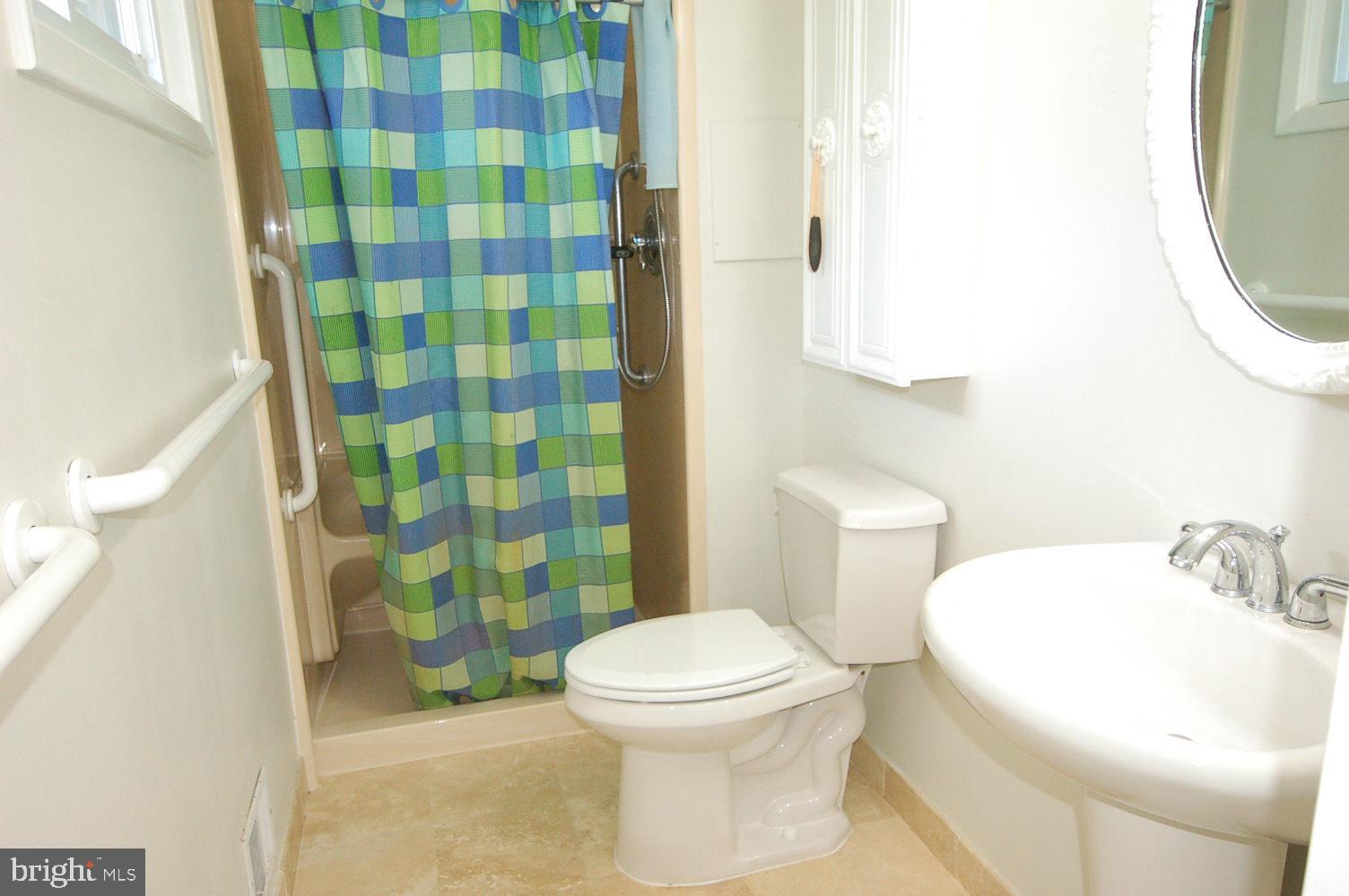 10517 Gorman Road Laurel, MD 20723 - Photo 17 of 46 Master bathroom