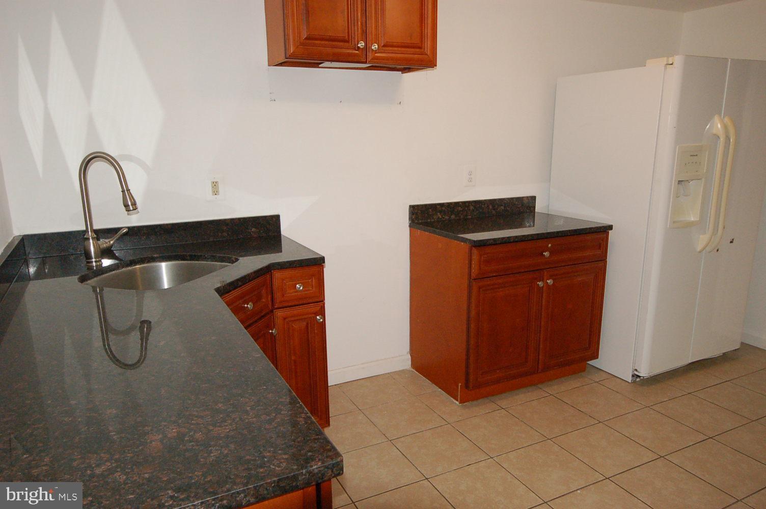 10517 Gorman Road Laurel, MD 20723 - Photo 31 of 46 Basement bar/kitchenette
