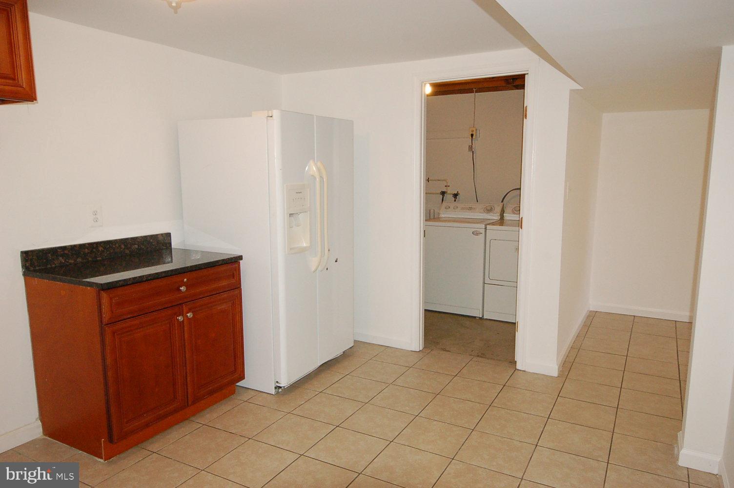 10517 Gorman Road Laurel, MD 20723 - Photo 33 of 46 Basement bar/kitchenette