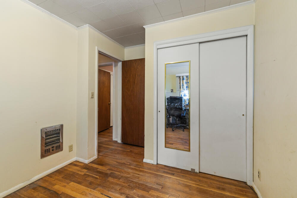 1460 Joe Wright Road Klamath Falls, OR 97603 - Photo 35 of 78 1460JoeWrightRdInterior-25