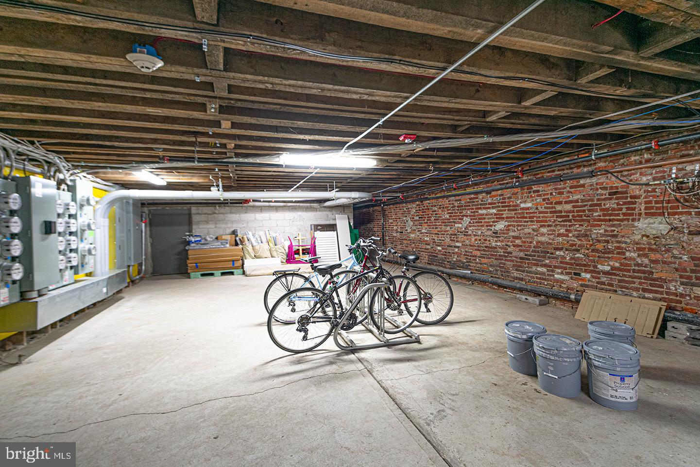 135 North 3rd Street, Unit 3D Philadelphia, PA 19106 - Photo 17 of 20 a view of an bike storage