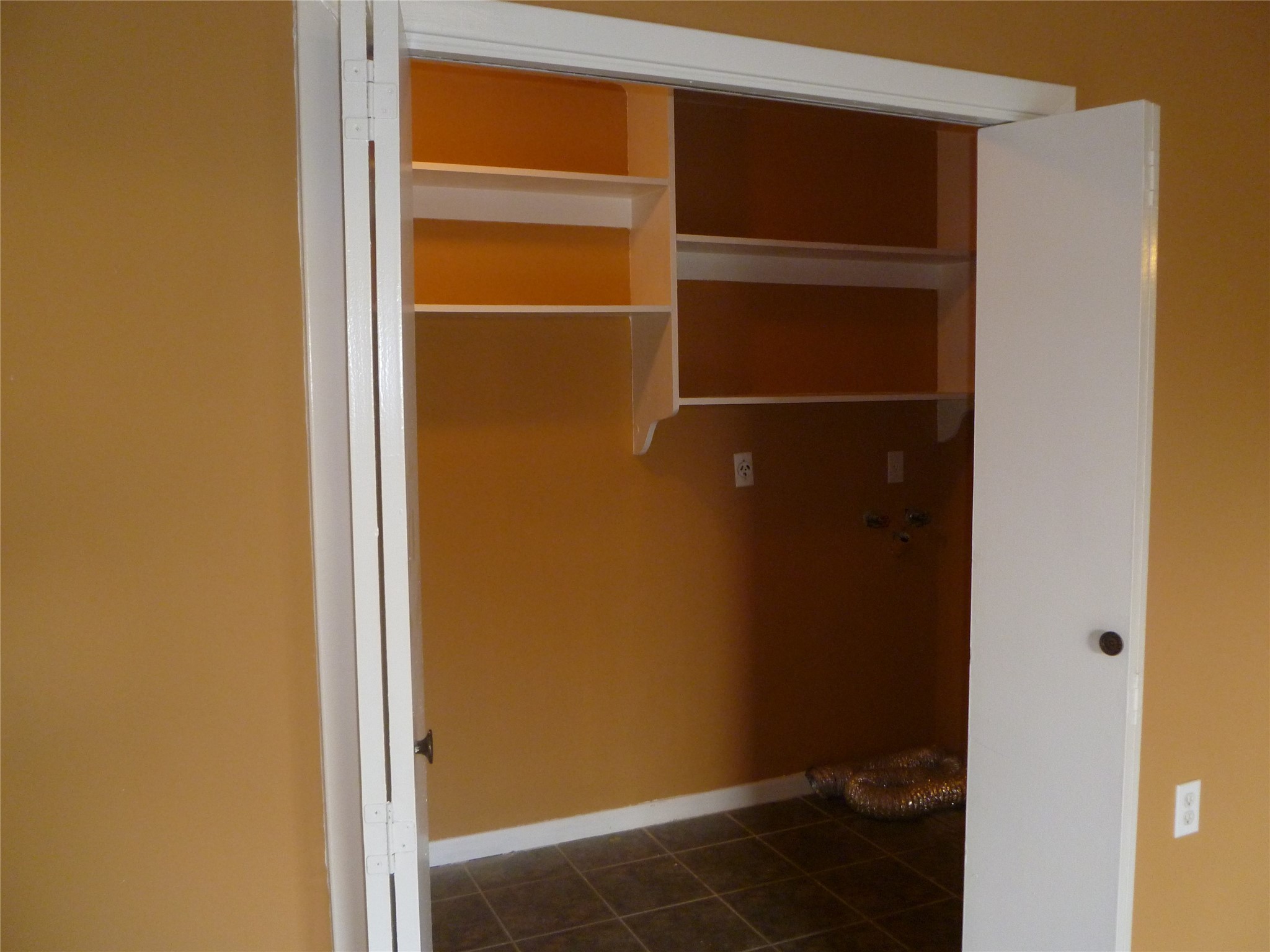 3802 Wichita Street, Unit 1 Houston, TX 77004 - Photo 5 of 10 Utility room