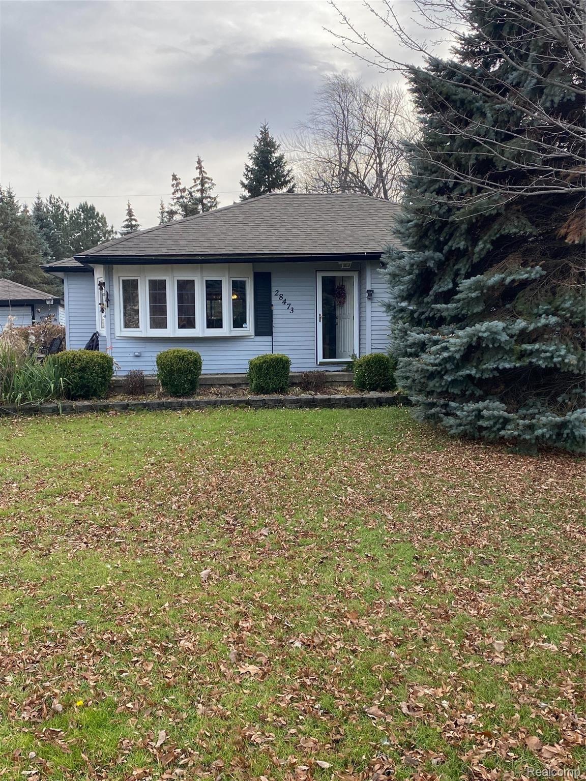 28473 Northline Road Romulus, MI 48174 - Photo 40 of 40 IMG_0900.jpeg