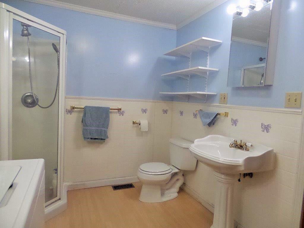274 East Benton Road Waterville, ME 04901 - Photo 9 of 30 Bath